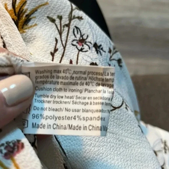 Soteer white button up blouse white with nature pattern - Picture 8 of 9